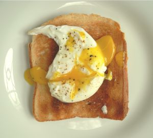 poached_egg_on_toast.jpg